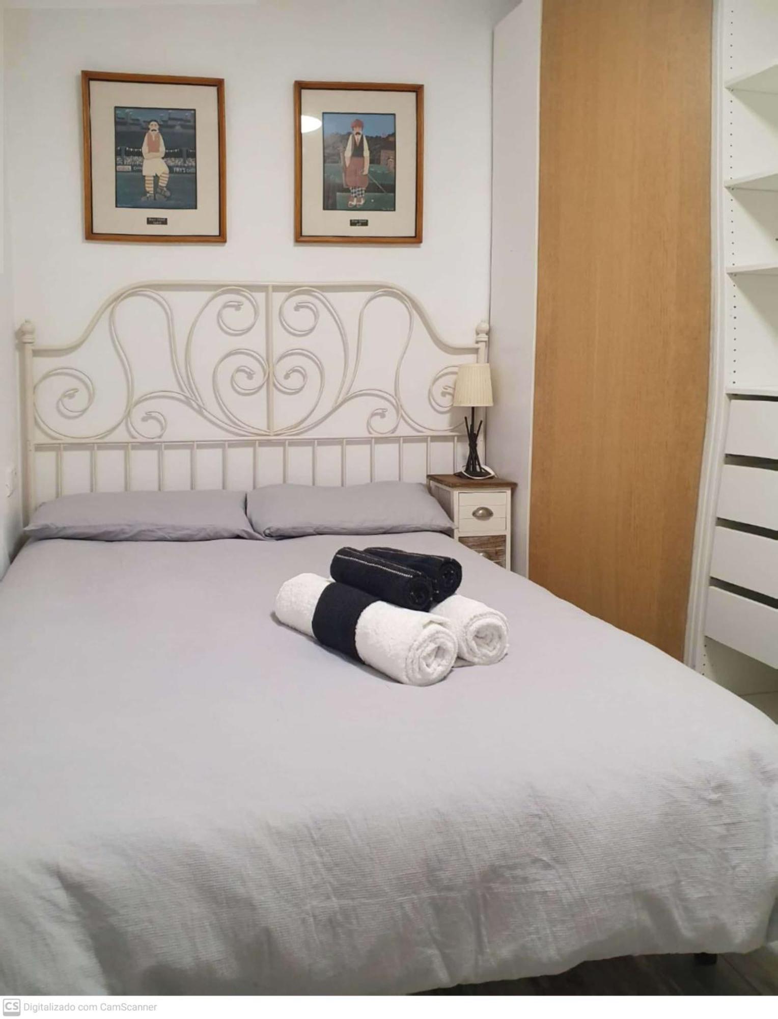 Studio Or Rooms With Private Bathroom Or Rooms With Shared Bathroom Barcelona Luaran gambar