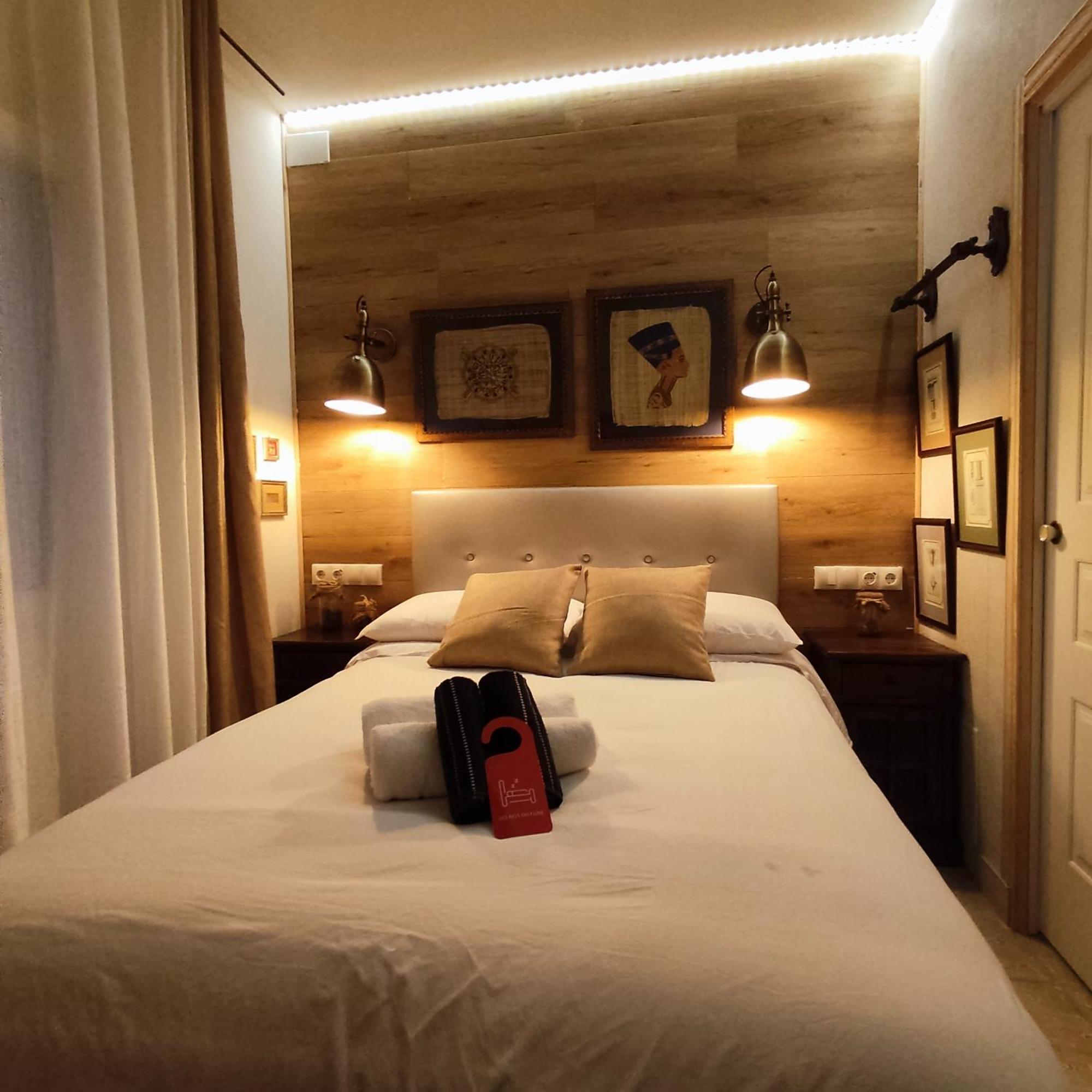 Studio Or Rooms With Private Bathroom Or Rooms With Shared Bathroom Barcelona Luaran gambar