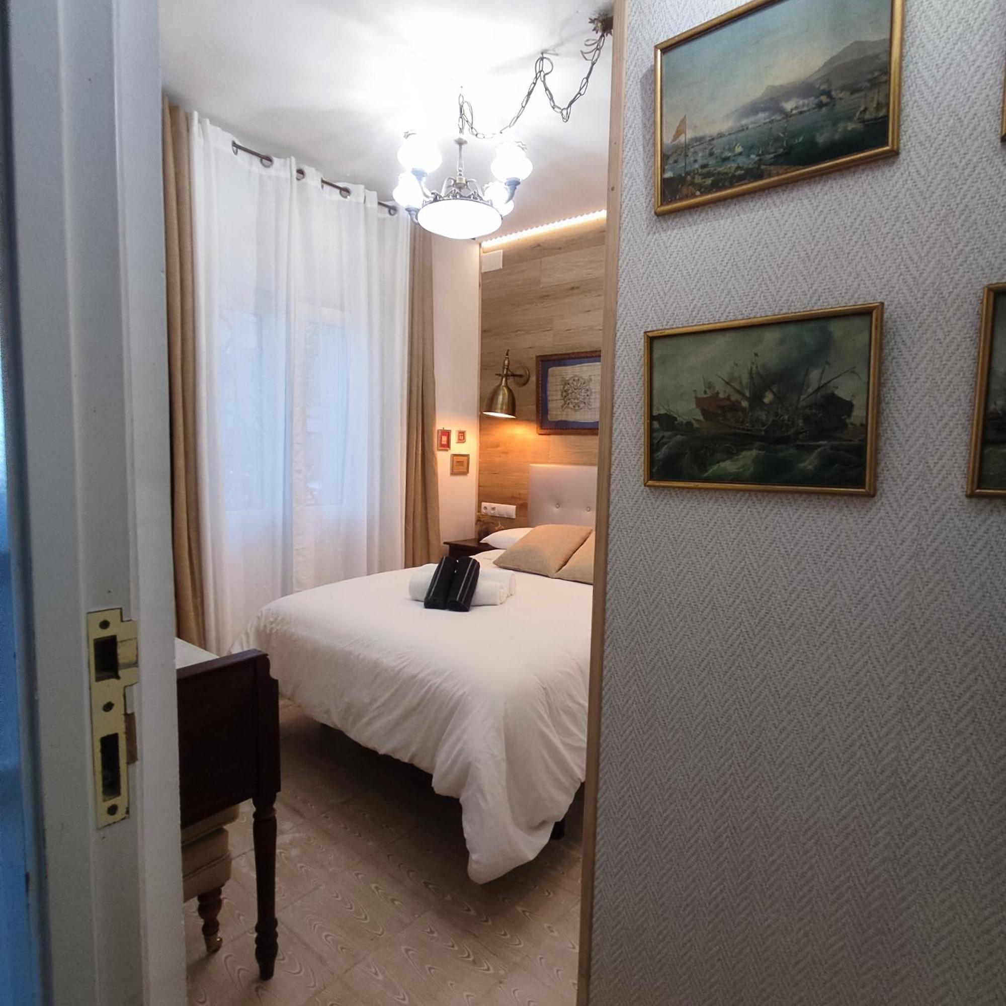 Studio Or Rooms With Private Bathroom Or Rooms With Shared Bathroom Barcelona Luaran gambar