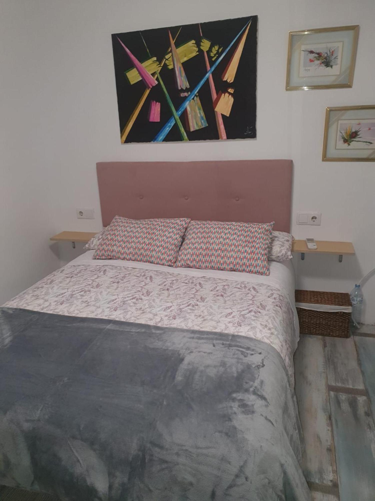 Studio Or Rooms With Private Bathroom Or Rooms With Shared Bathroom Barcelona Luaran gambar