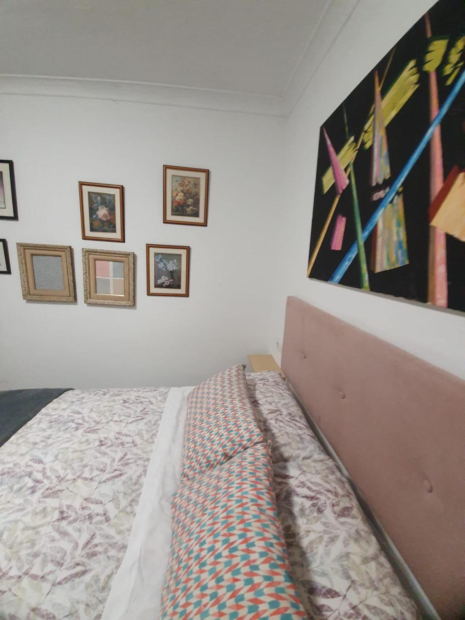 Studio Or Rooms With Private Bathroom Or Rooms With Shared Bathroom Barcelona Luaran gambar