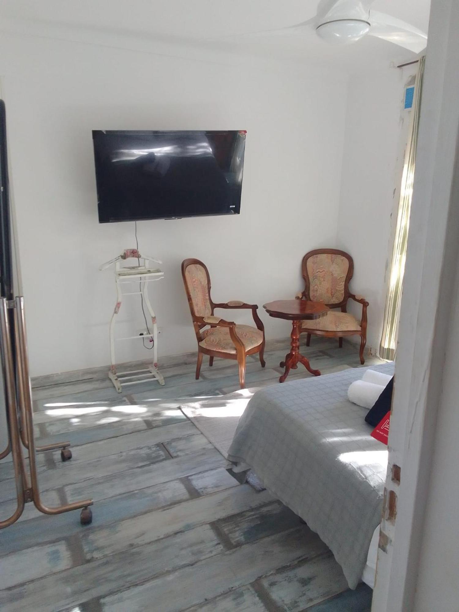 Studio Or Rooms With Private Bathroom Or Rooms With Shared Bathroom Barcelona Luaran gambar