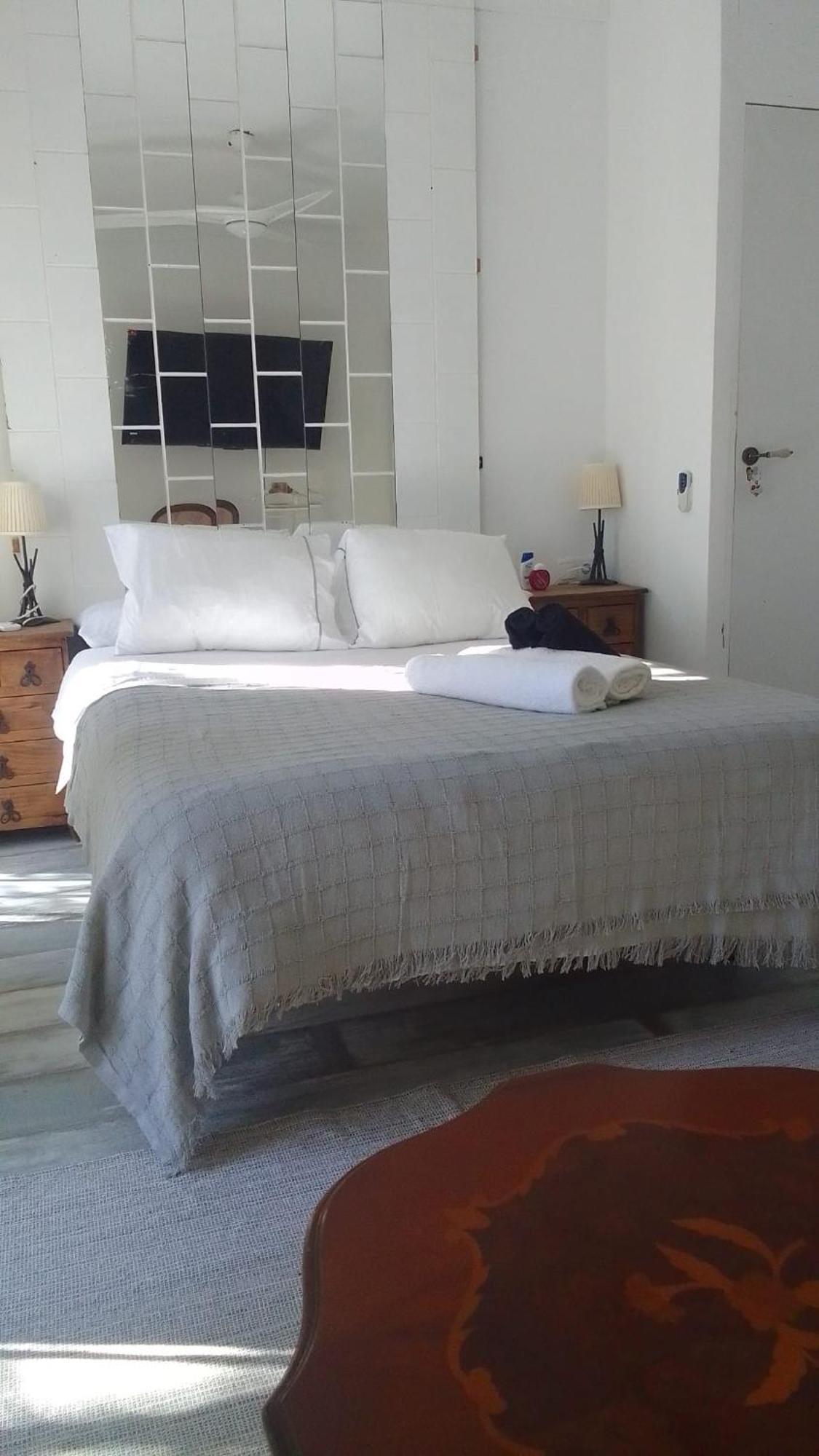 Studio Or Rooms With Private Bathroom Or Rooms With Shared Bathroom Barcelona Luaran gambar